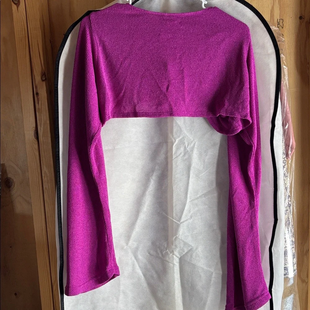 YITTY Magenta Women's Sweater - Picture 3 of 4